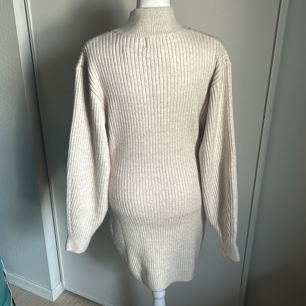 New H & M Fitted Mock Neck Plush Ribbed Long Sleeve Sweater Dress - Picture 5 of 12